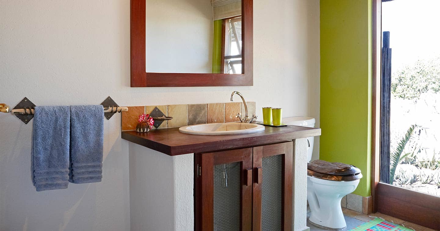 Bathroom at Jaci's Sabi House in Sabi Sand