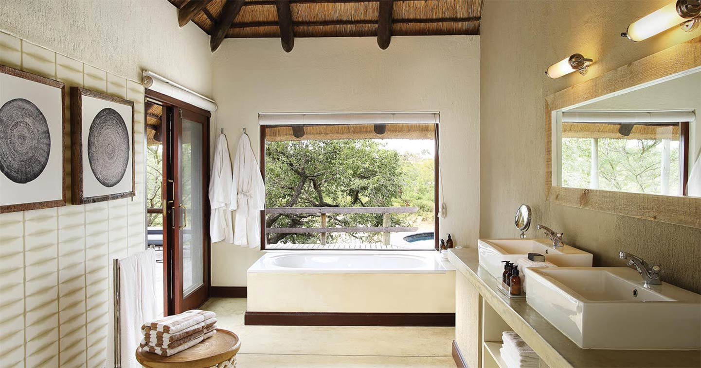 Bathroom Londolozi Founders Camp in Sabi Sands