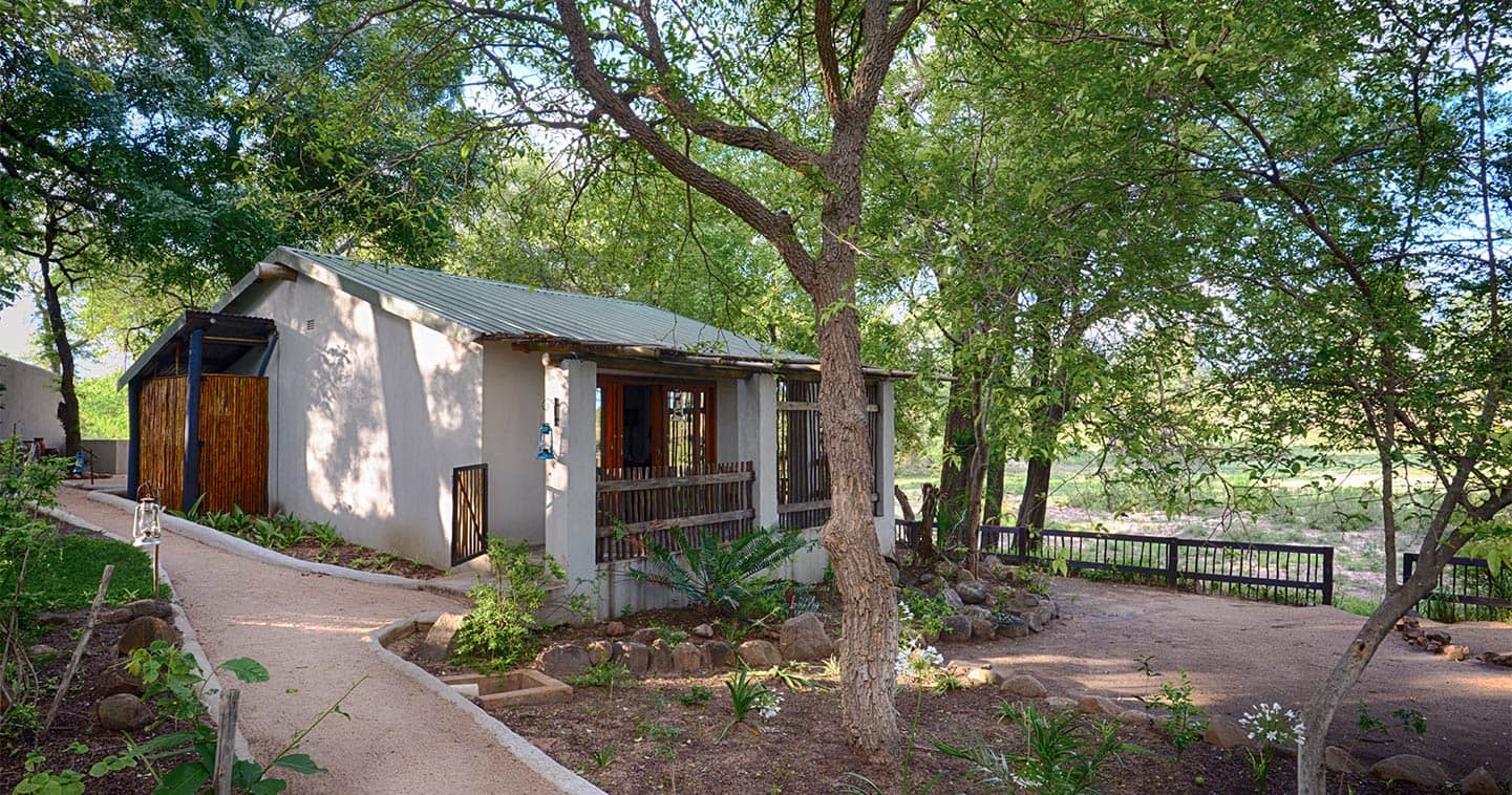 A luxury suite at Notten's Bush Camp