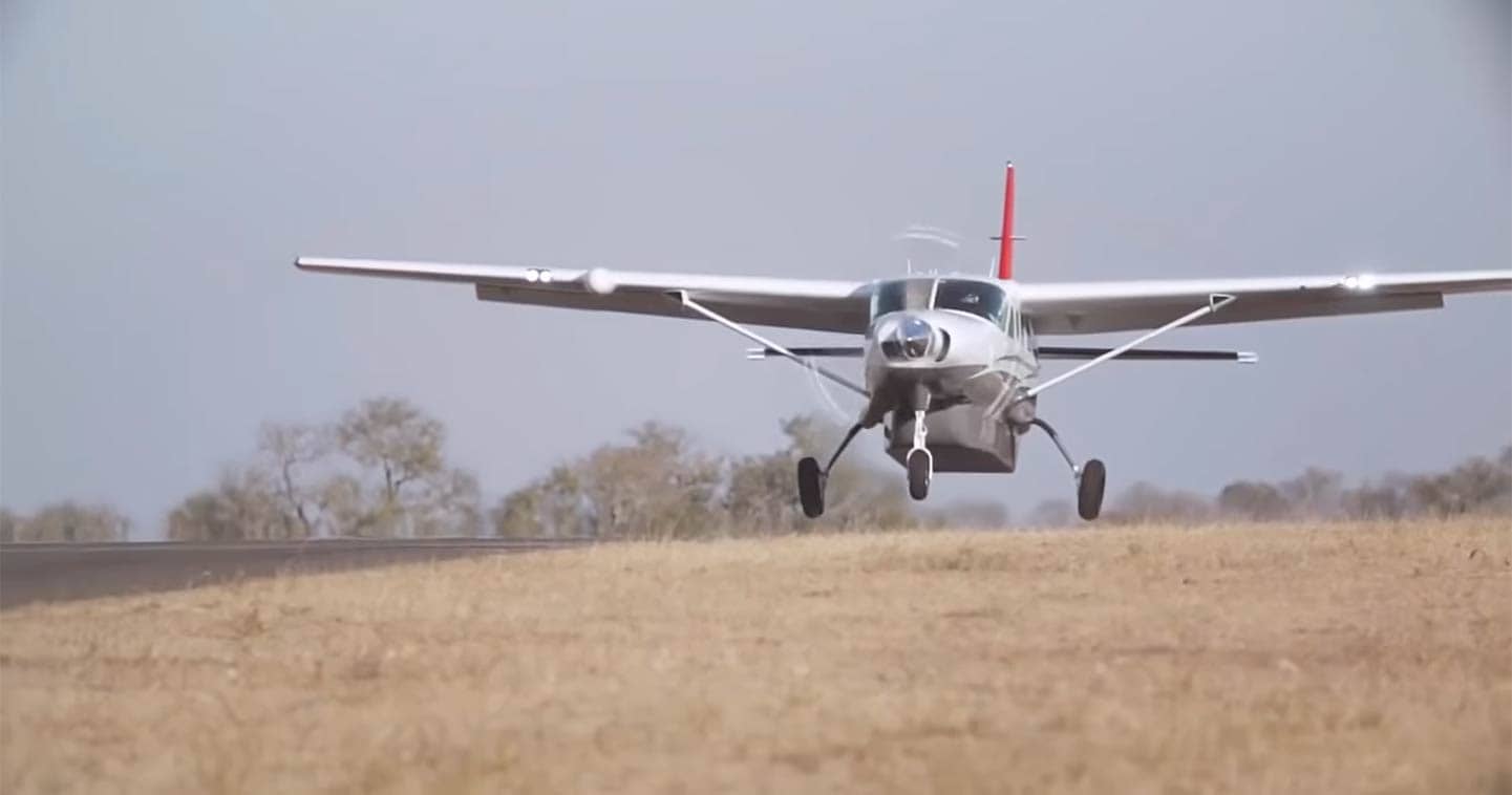 Sabi Sands lodge link flights by Airlink